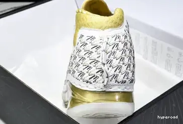 Hyperoad x Air 'White' Trophy Air 23 Retro Room Jordan Jordan 0518